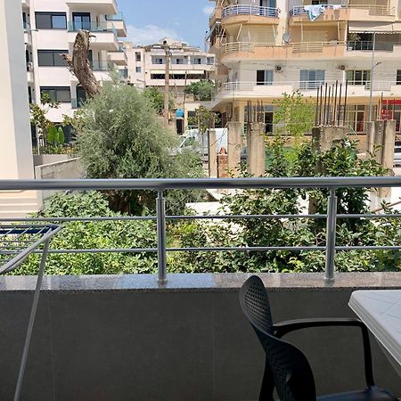Duka Apts Sarandë Esterno foto