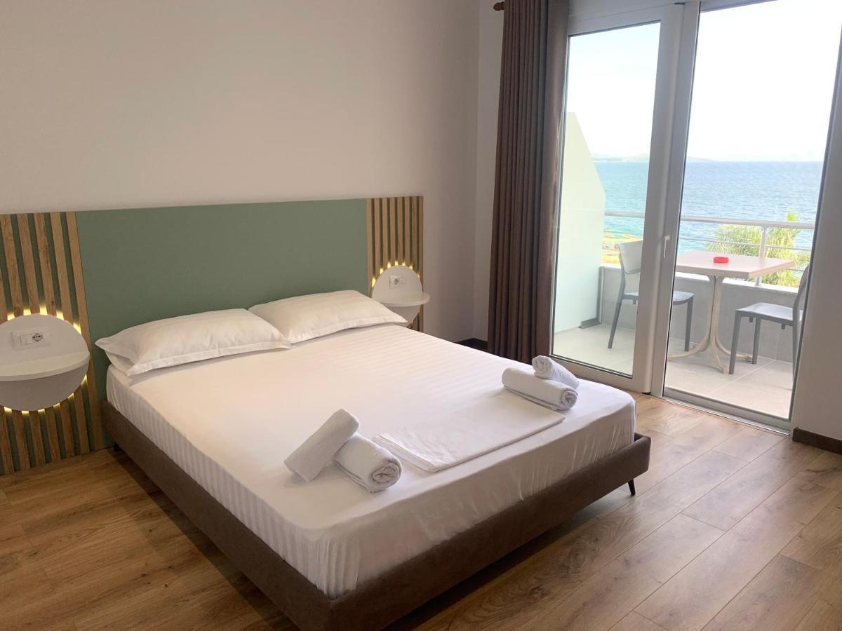 Duka Apts Sarandë Esterno foto