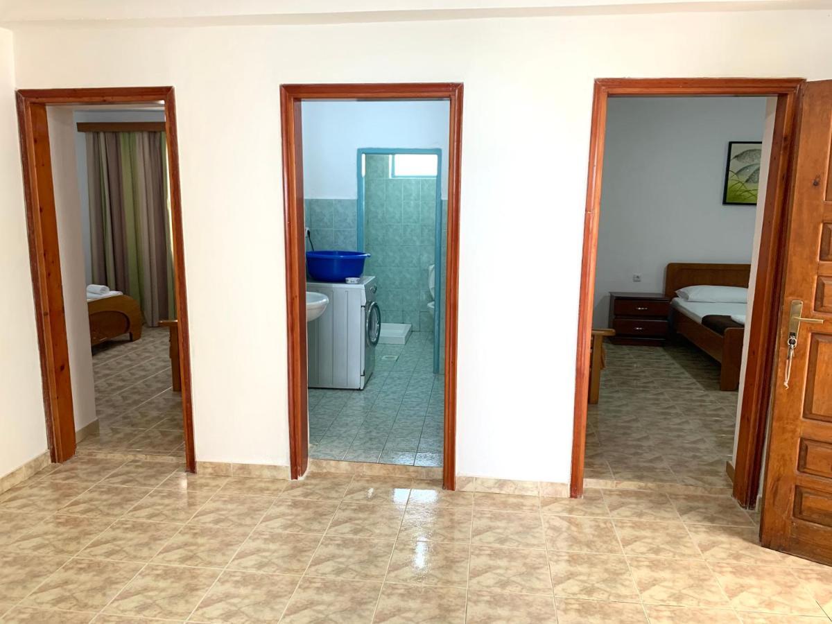 Duka Apts Sarandë Esterno foto