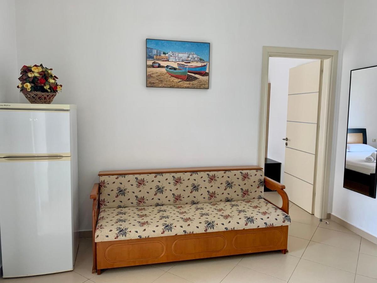 Duka Apts Sarandë Esterno foto